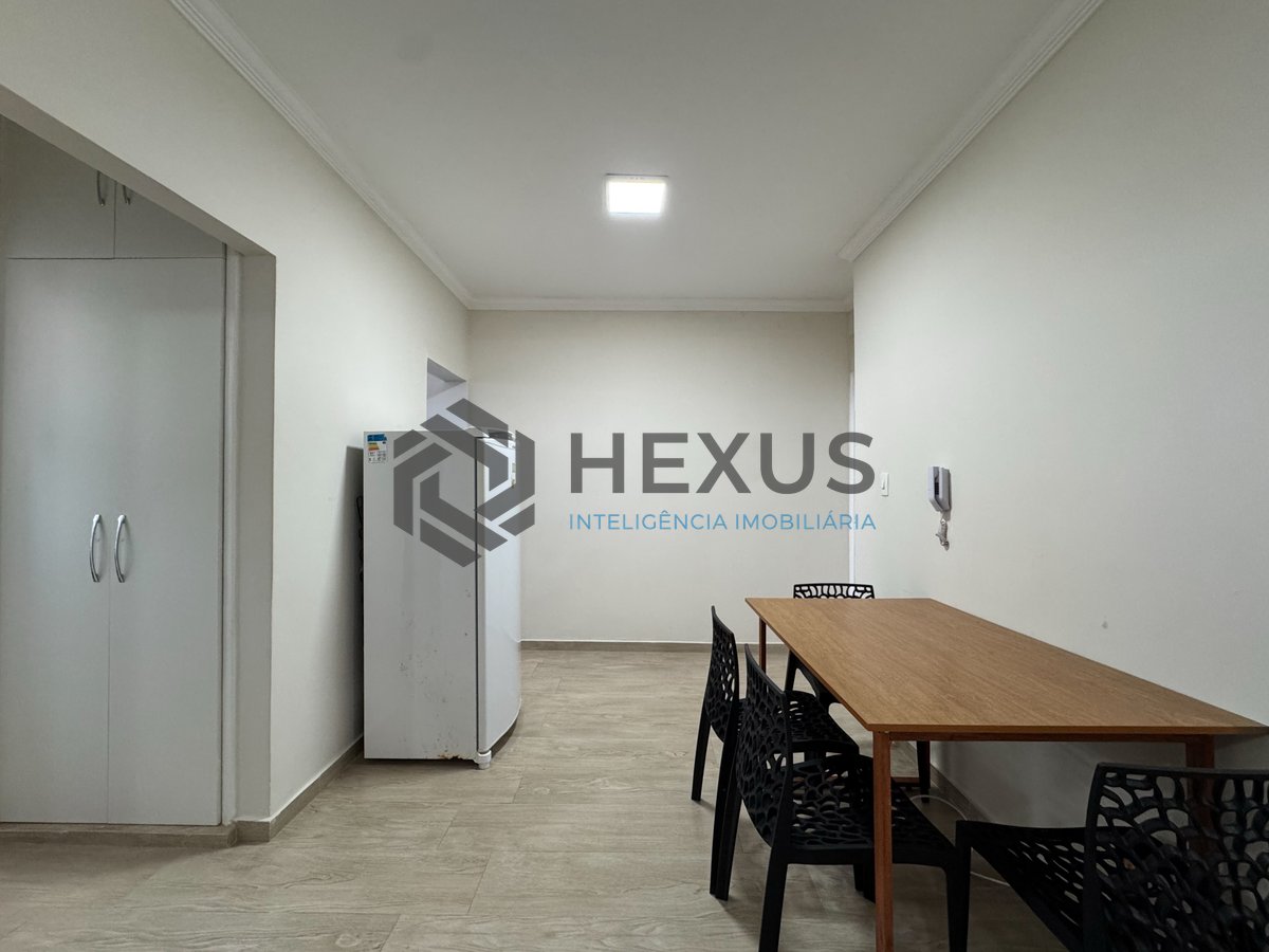 Foto 5 de Apartamento reformado e mobiliado a uma quadra da Praia das Pitangueiras, Guaruja