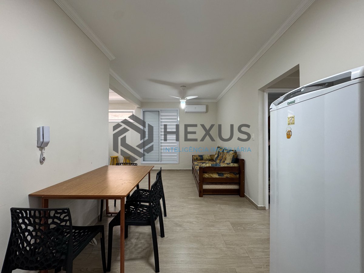 Foto 6 de Apartamento reformado e mobiliado a uma quadra da Praia das Pitangueiras, Guaruja