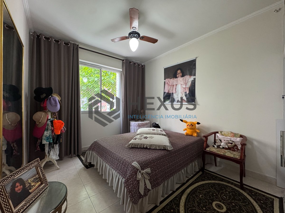 Foto 11 de Apartamento com varanda a uma quadra da Praia das Pitangueiras, Guaruja