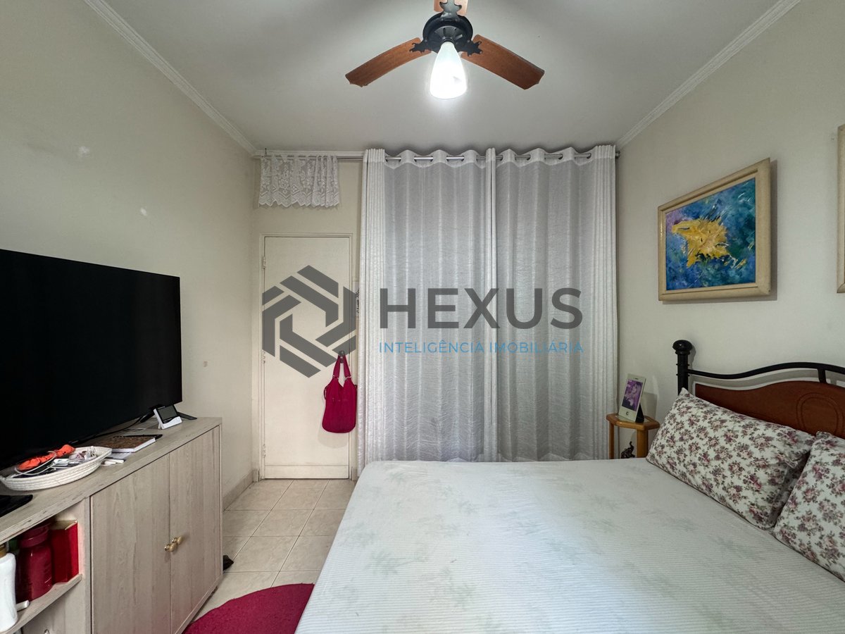 Foto 17 de Apartamento com varanda a uma quadra da Praia das Pitangueiras, Guaruja
