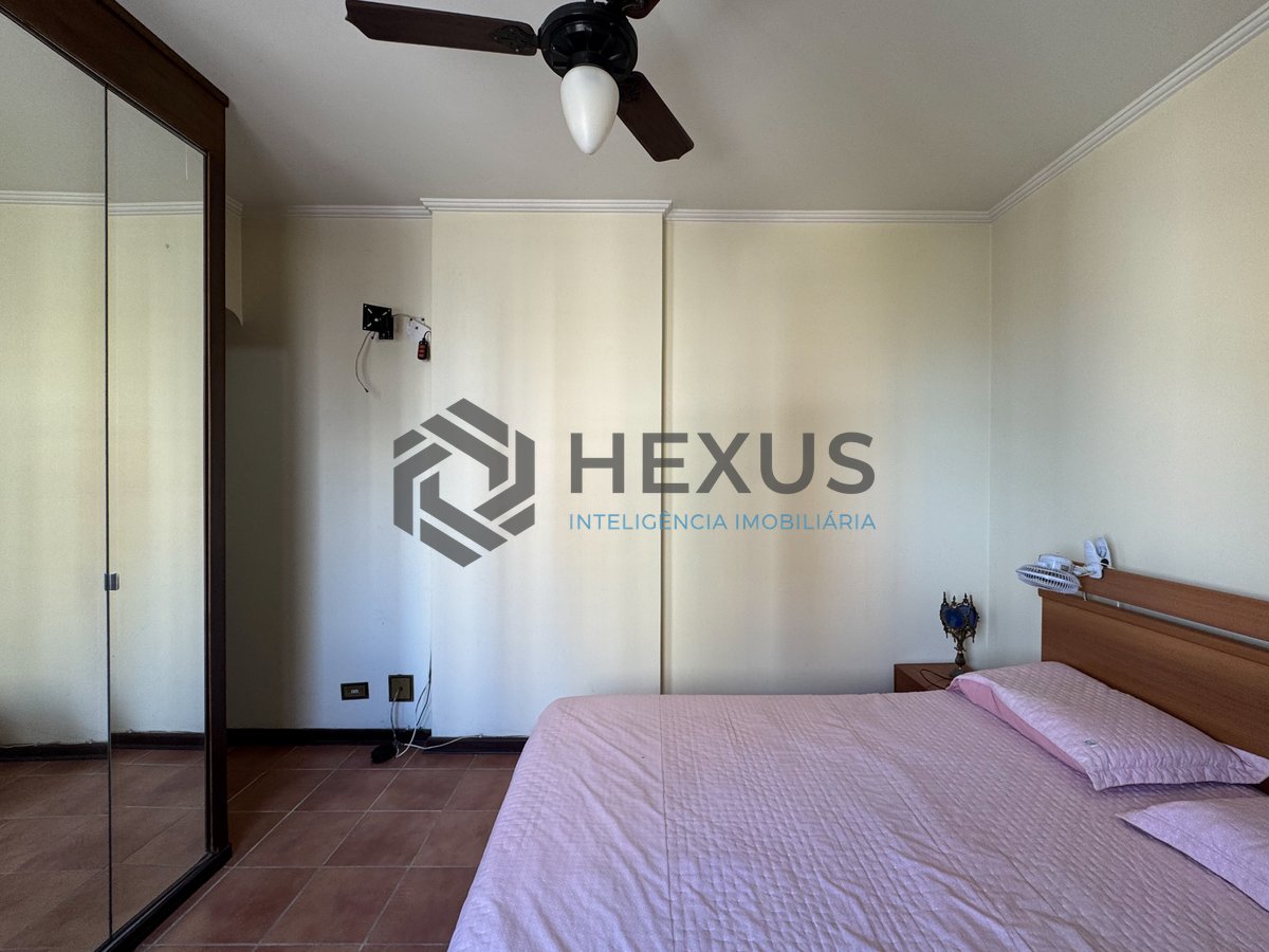 Foto 15 de Apartamento com varanda e vista mar a uma quadra da Praia das Asturias, Guaruja