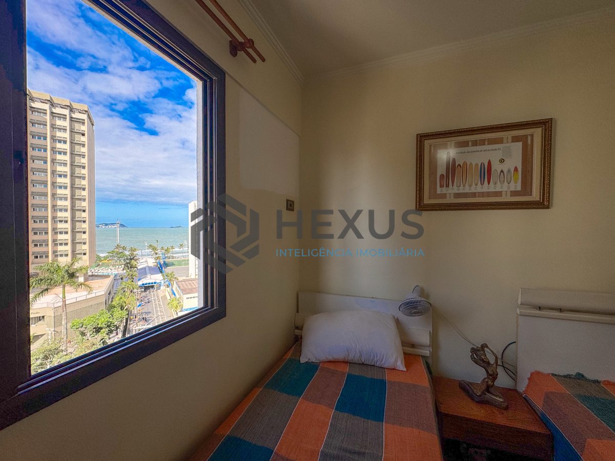 Foto 20 de Apartamento com varanda e vista mar a uma quadra da Praia das Asturias, Guaruja