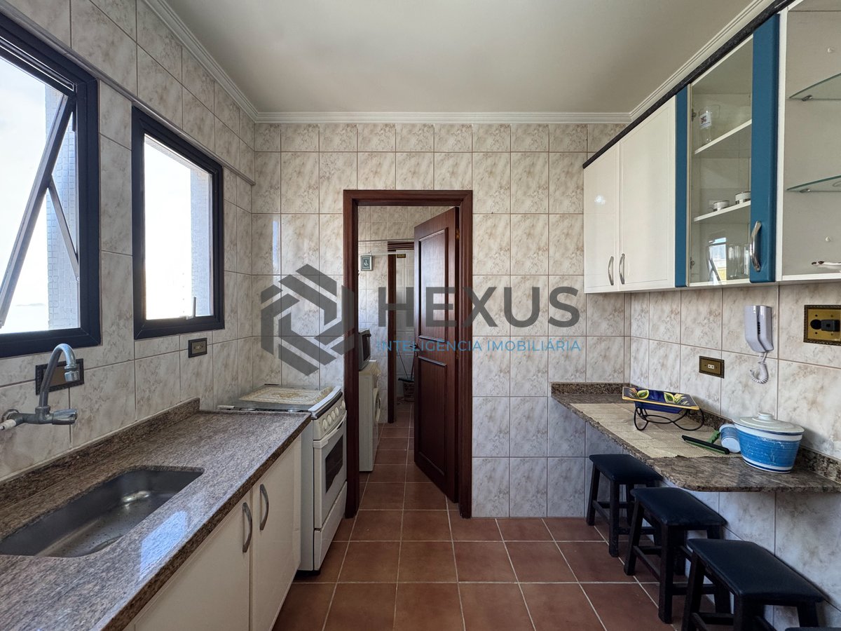 Foto 24 de Apartamento com varanda e vista mar a uma quadra da Praia das Asturias, Guaruja