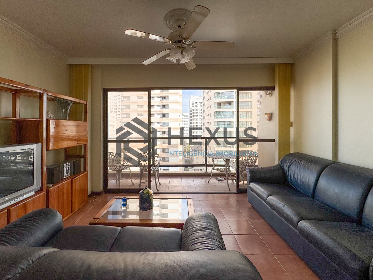 Foto 5 de Apartamento com varanda e vista mar a uma quadra da Praia das Asturias, Guaruja