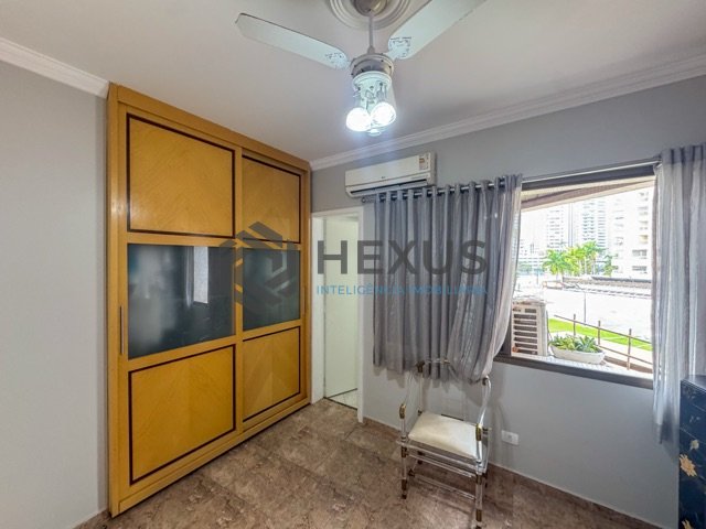 Foto 21 de Apartamento reformado frente mar com varanda vista mar e lazer na Praia das Asturias, Guaruja