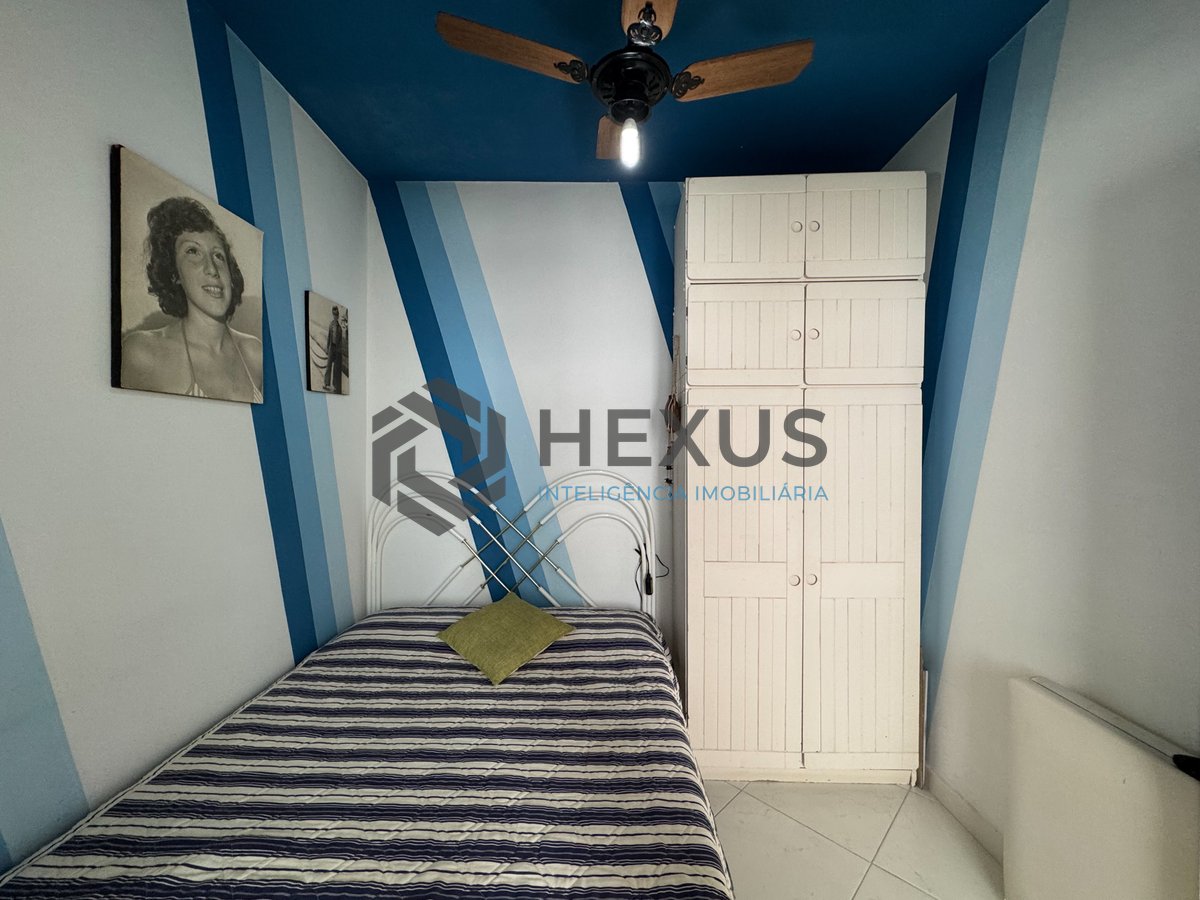Foto 29 de Apartamento com varanda e vista mar na quadra mar da Praia das Pitangueiras, Guaruja