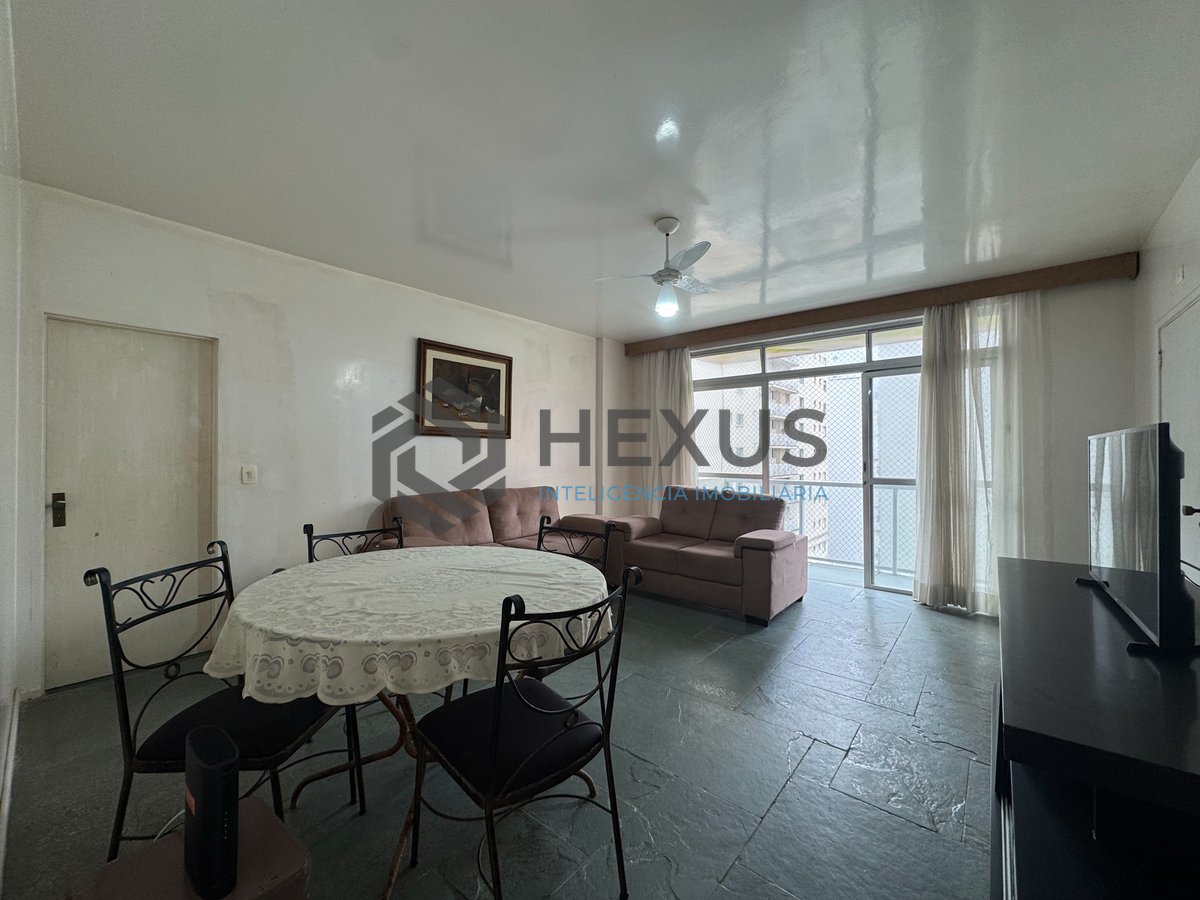 Foto 6 de Apartamento com varanda e vista mar na quadra mar da Praia das Pitangueiras, Guaruja