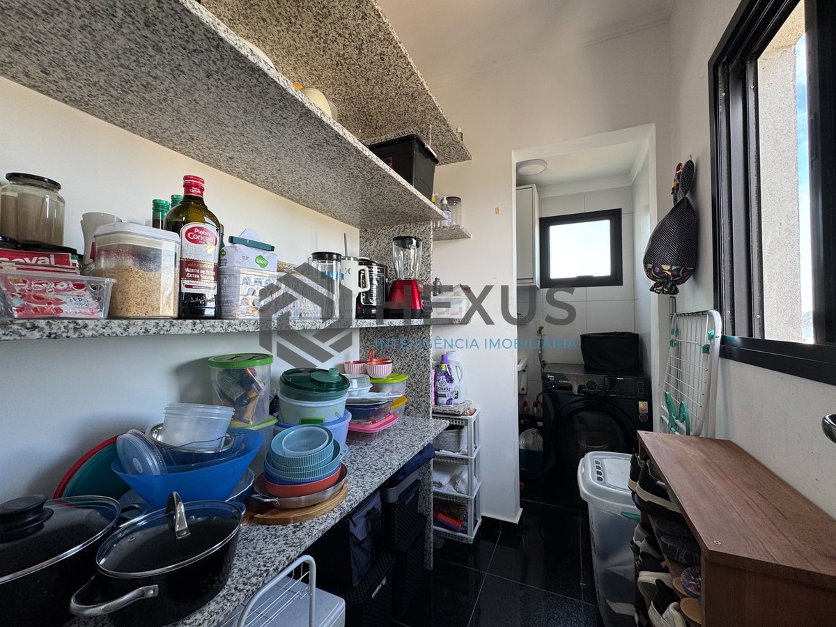 Foto 28 de Apartamento reformado com varanda e lazer na Praia das Asturias, Guaruja