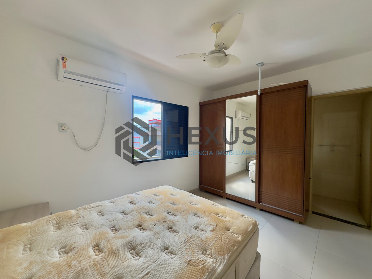 Foto 11 de Apartamento reformado com varanda na Praia das Asturias,Guaruja