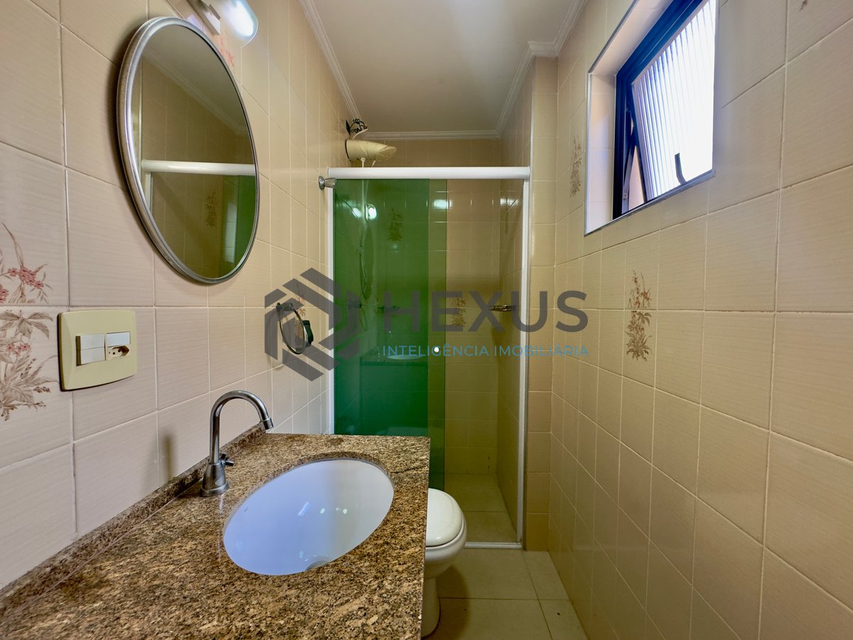 Foto 13 de Apartamento reformado com varanda na Praia das Asturias,Guaruja