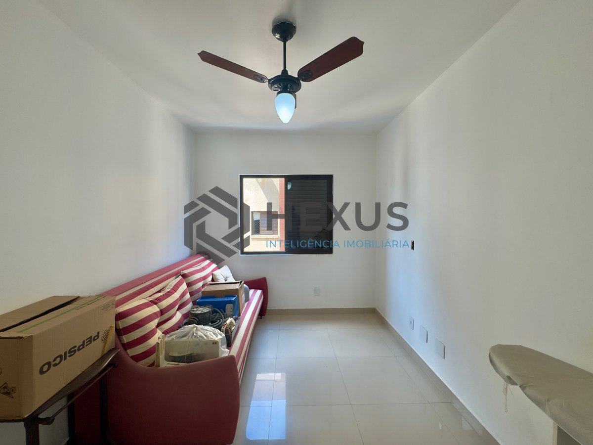 Foto 16 de Apartamento reformado com varanda na Praia das Asturias,Guaruja