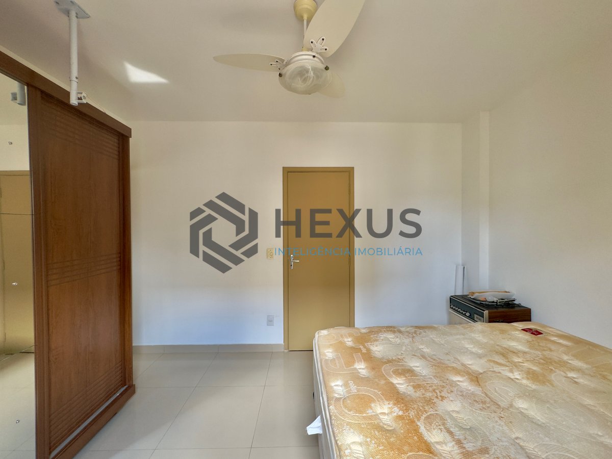 Foto 10 de Apartamento reformado com varanda na Praia das Asturias,Guaruja