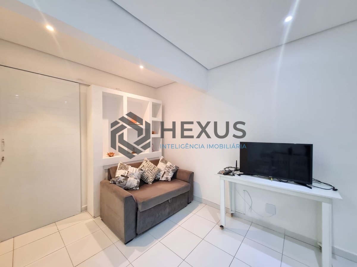 Foto 2 de Apartamento reformado e mobiliado a uma quadra da Praia das Pitangueiras, Guaruja