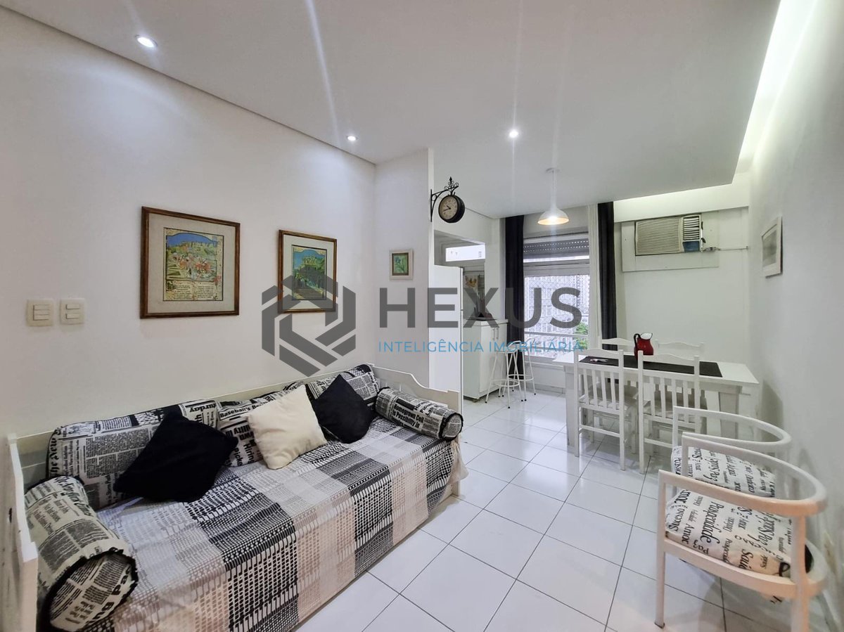 Foto 5 de Apartamento reformado e mobiliado a uma quadra da Praia das Pitangueiras, Guaruja