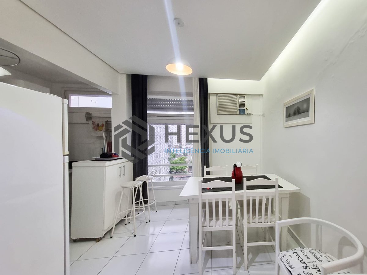 Foto 6 de Apartamento reformado e mobiliado a uma quadra da Praia das Pitangueiras, Guaruja