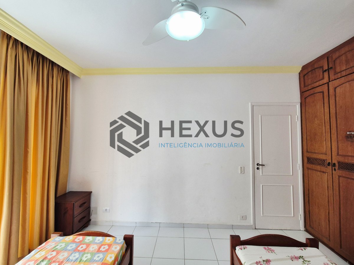 Foto 22 de Apartamento com varanda e lazer a uma quadra da Praia das Pitangueiras, Guaruja