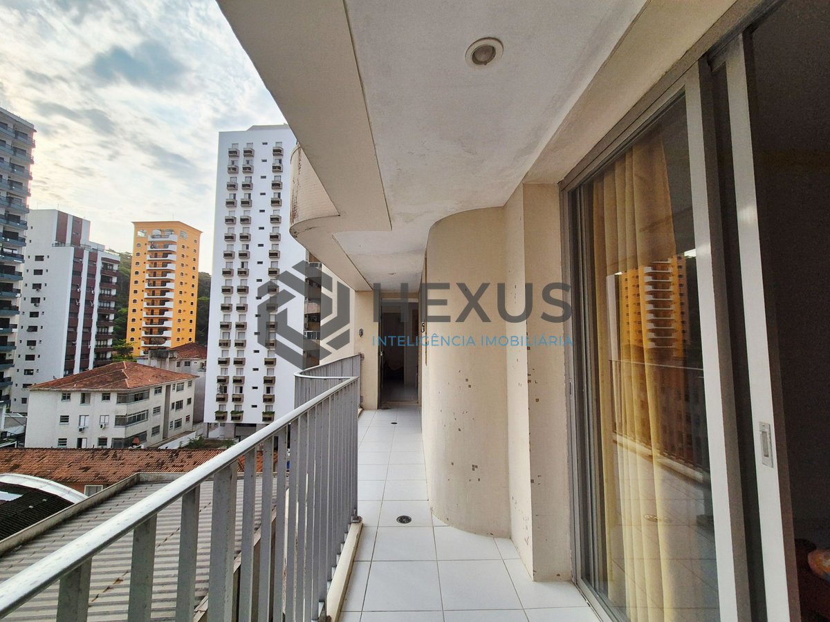 Foto 24 de Apartamento com varanda e lazer a uma quadra da Praia das Pitangueiras, Guaruja