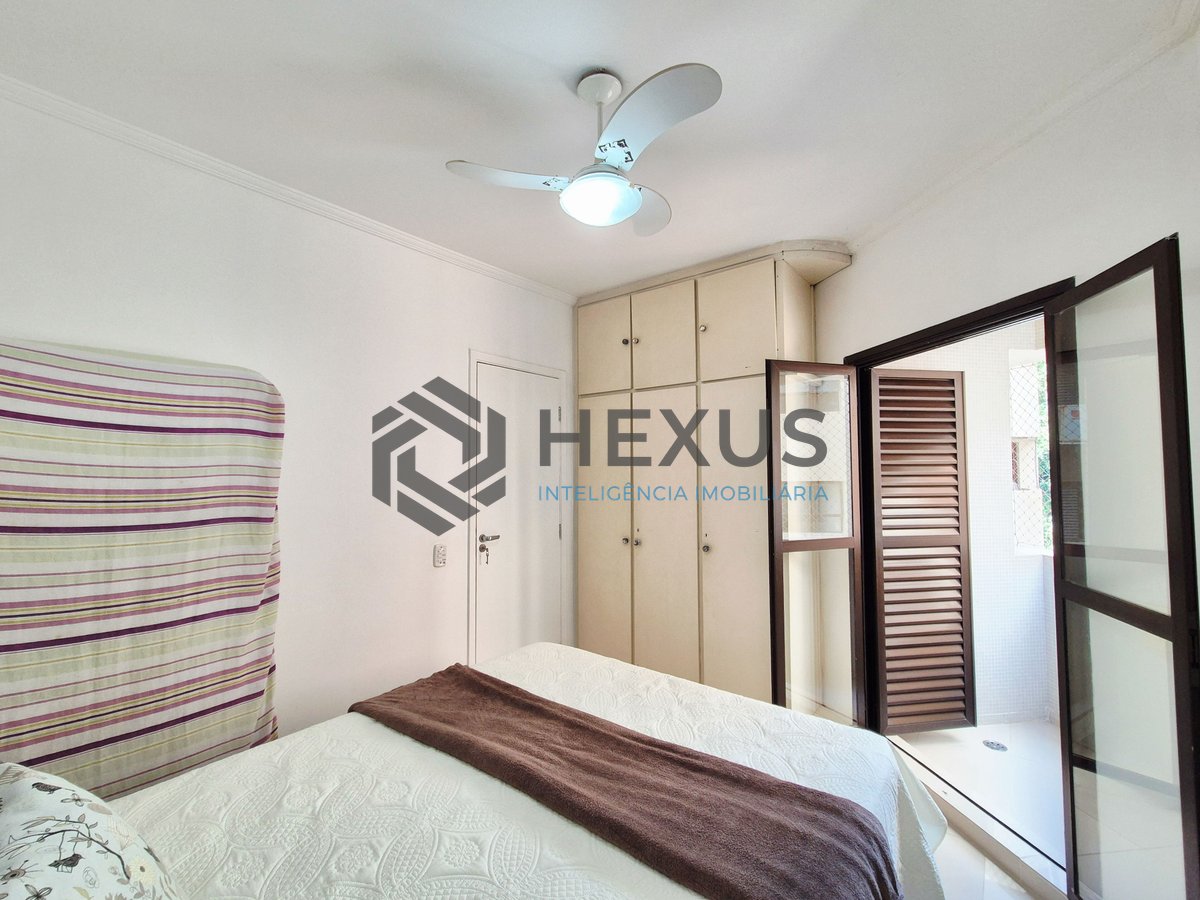 Foto 22 de Apartamento reformado com varanda e lazer na Praia das Pitangueiras, Guaruja
