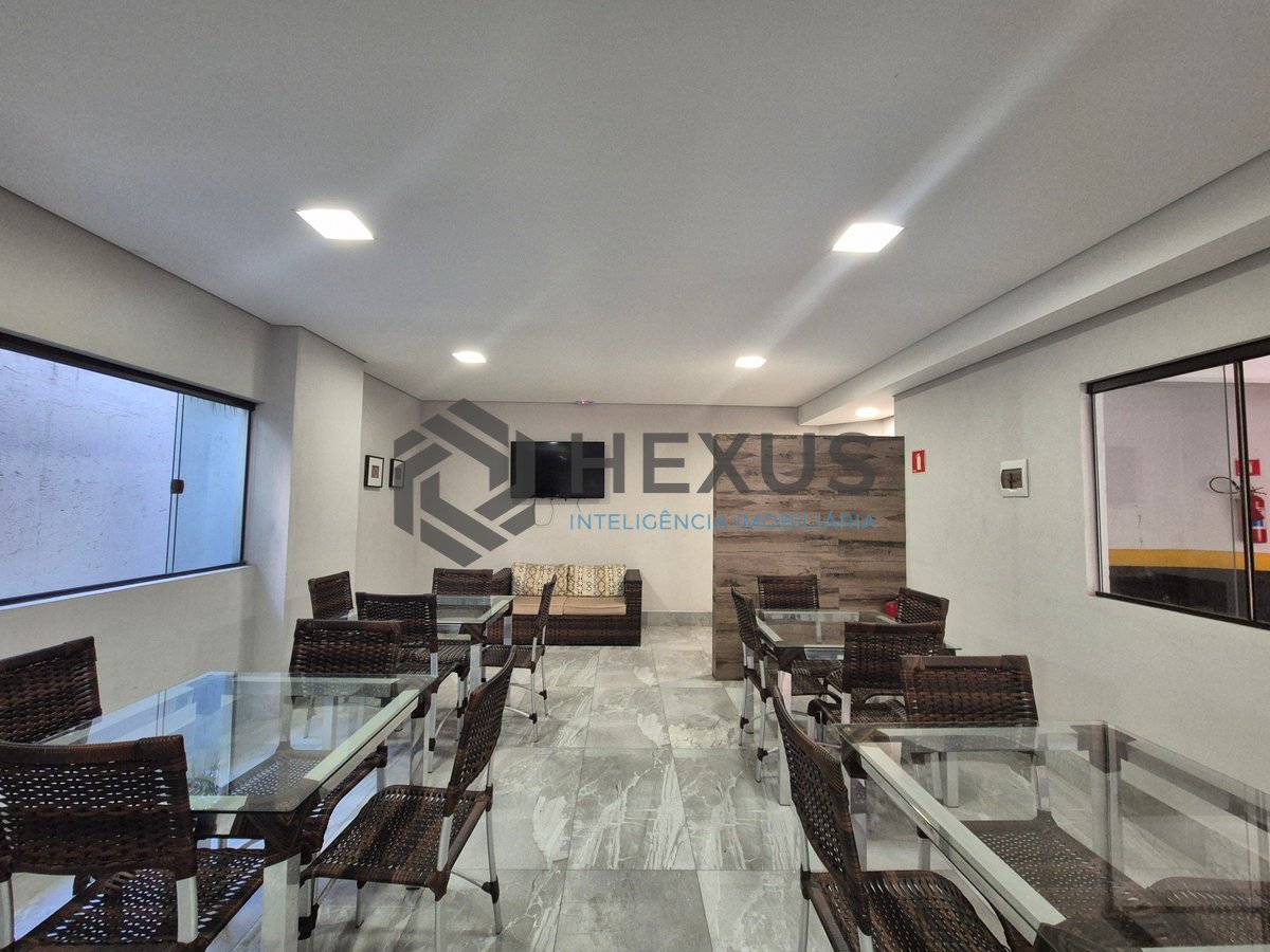 Foto 38 de Apartamento reformado com varanda e lazer na Praia das Pitangueiras, Guaruja