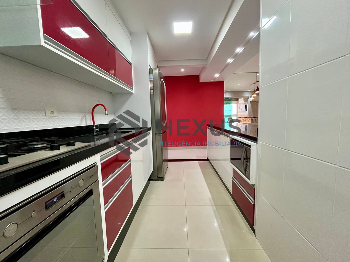 Foto 20 de Apartamento reformado com varanda gourmet e lazer na quadra mar da Praia das Pitangueiras, Guaruja