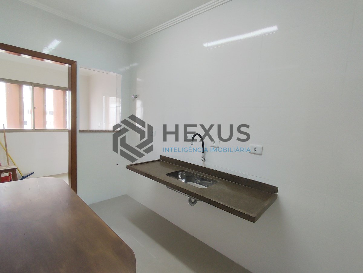 Foto 13 de Apartamento com varanda e lazer na Praia das Asturias, Guaruja