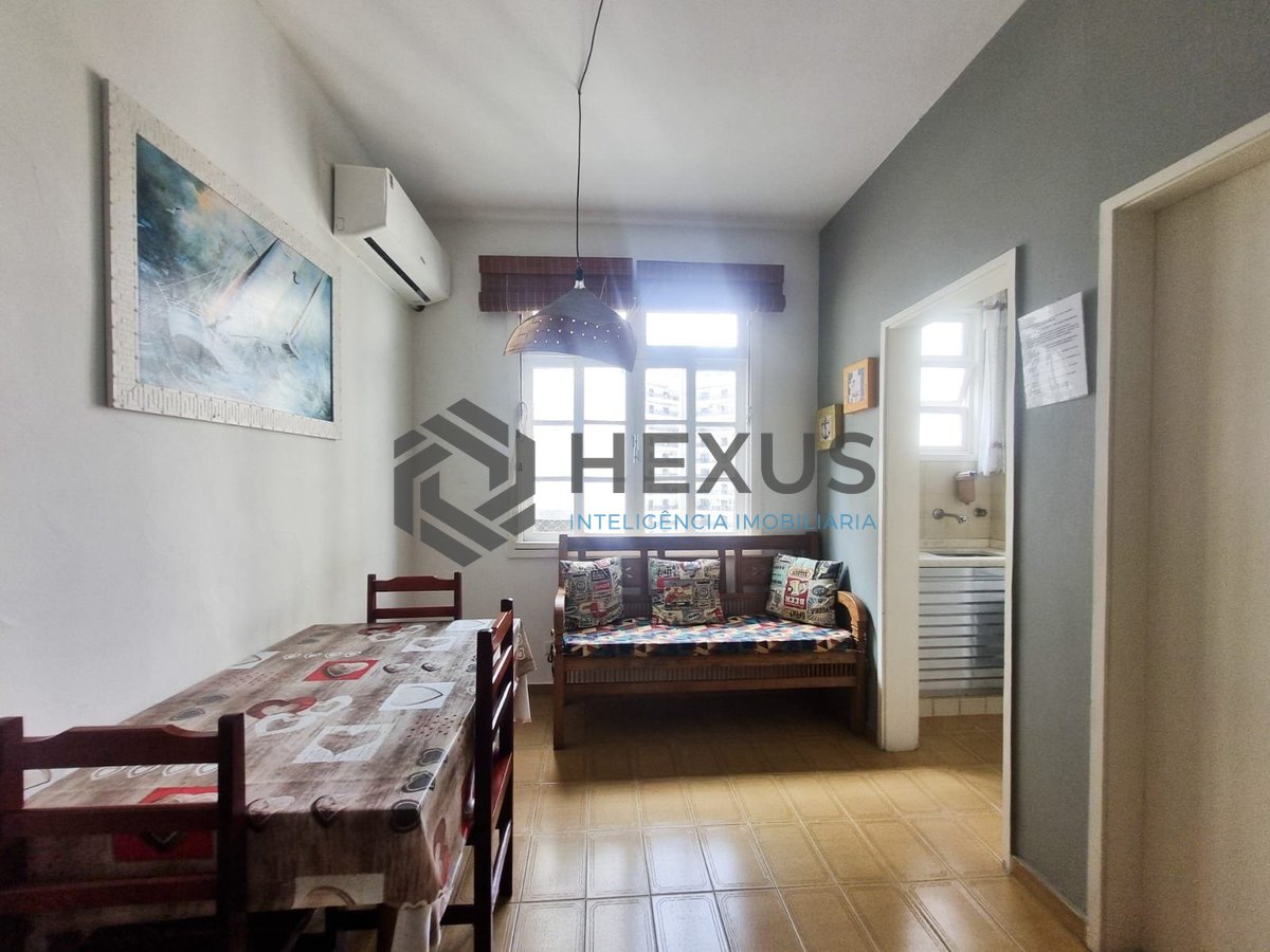 Foto 6 de Apartamento reformado e mobiliado a uma quadra da Praia das Pitangueiras, Guaruja