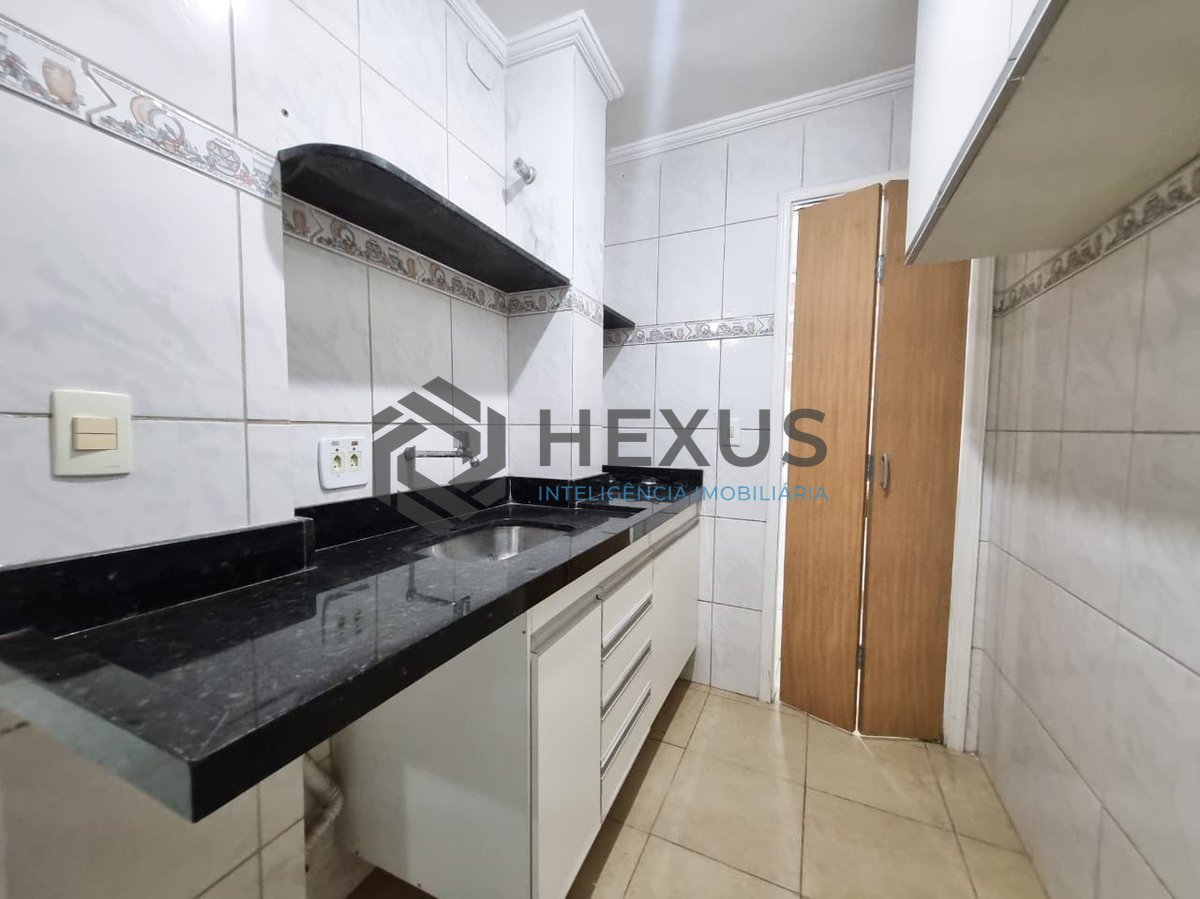 Foto 8 de Apartamento reformado e mobiliado a uma quadra da Praia das Pitangueiras, Guaruja