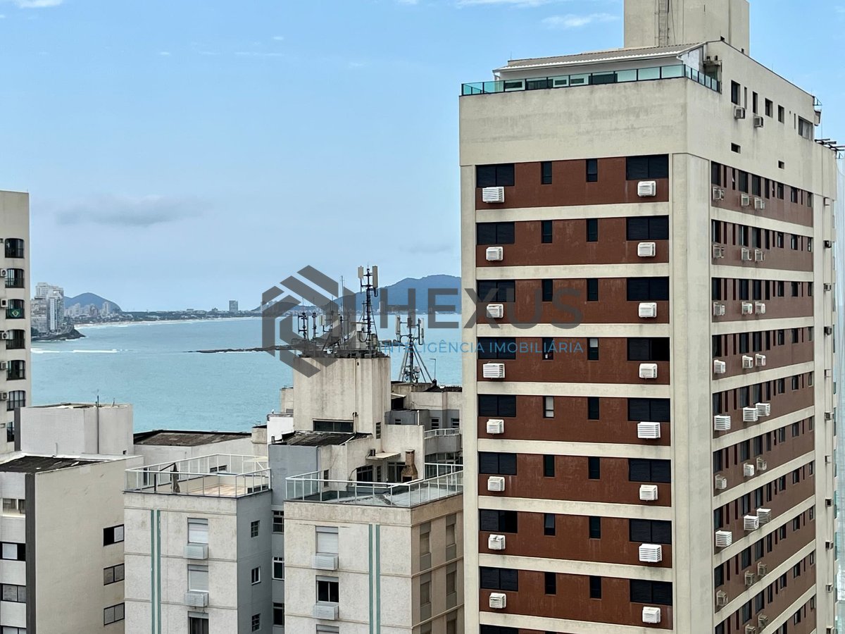 Foto 13 de Apartamento reformado com varanda gourmet vista mar e lazer na Praia das Astúrias, Guarujá