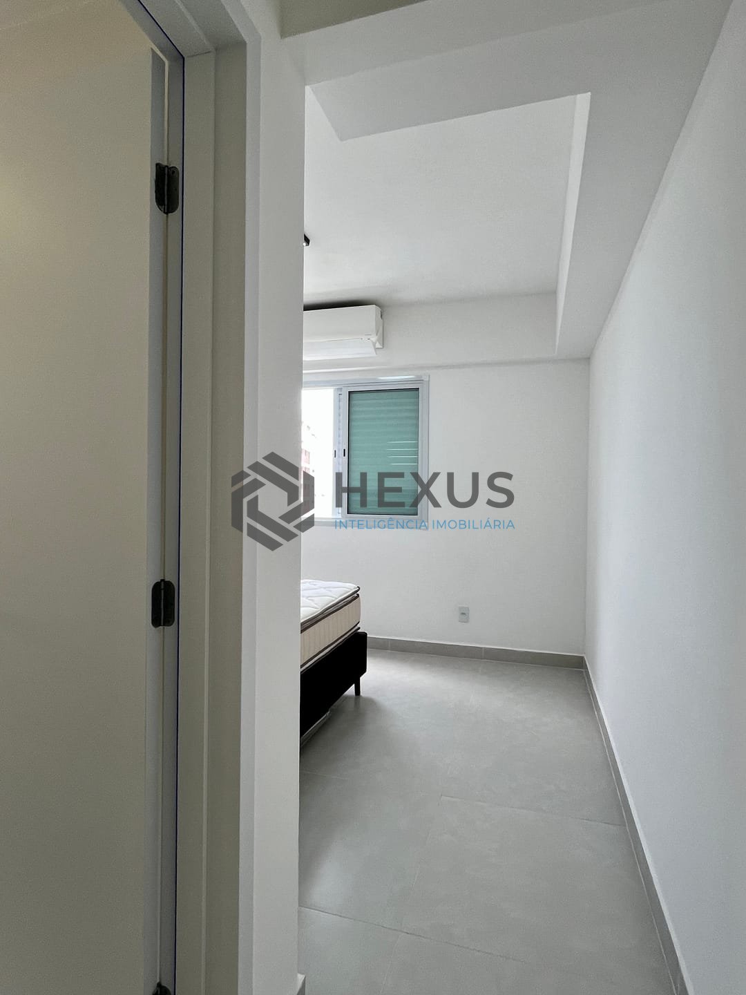 Foto 20 de Apartamento reformado com varanda gourmet vista mar e lazer na Praia das Astúrias, Guarujá