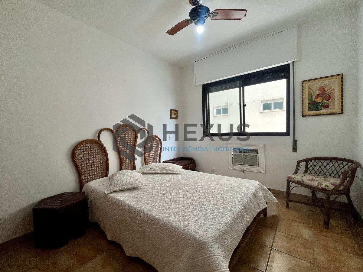 Foto 15 de Apartamento com varanda, lazer e vista mar a uma quadra da Praia das Pitangueiras, Guaruja