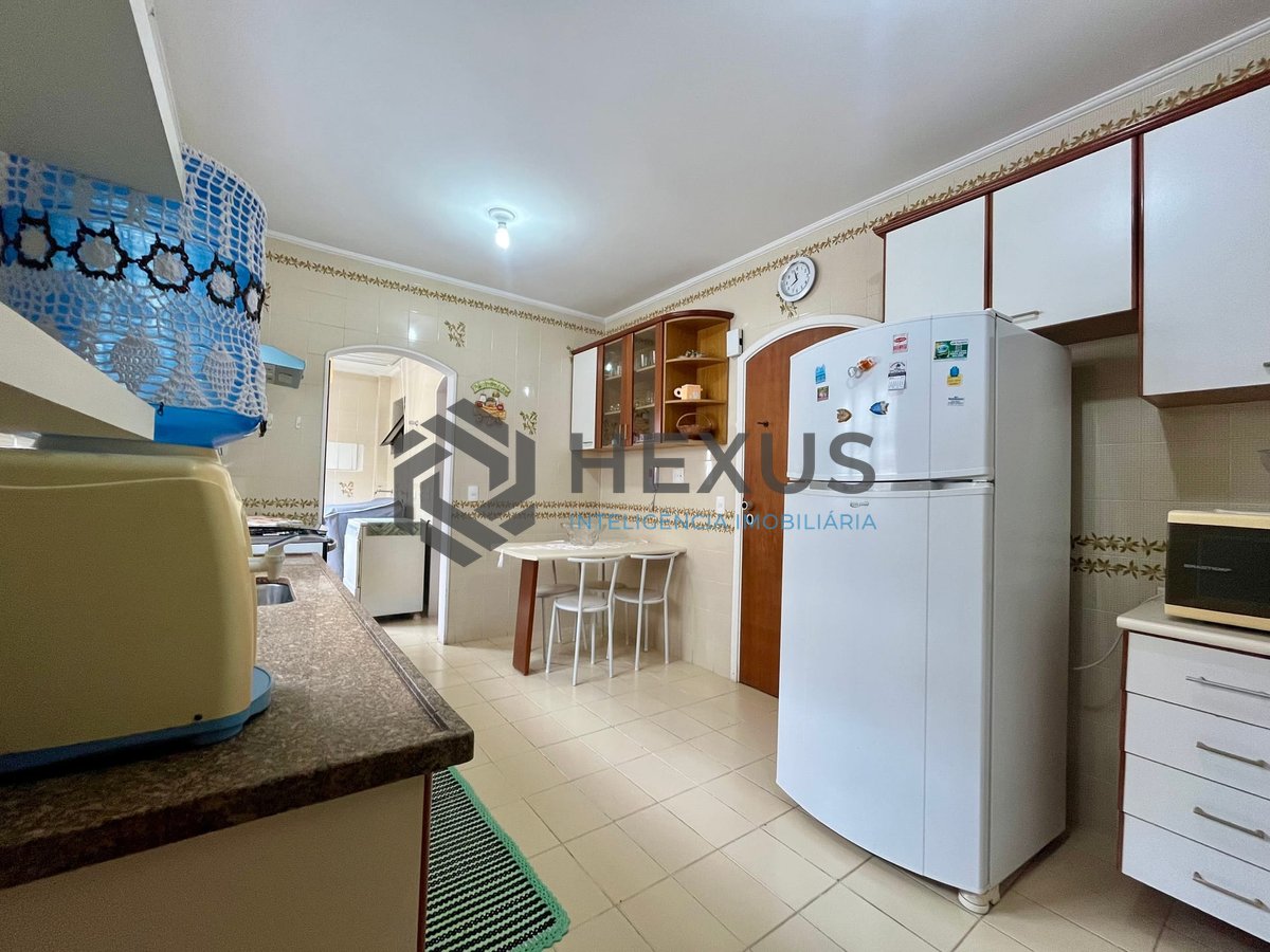 Foto 23 de Apartamento com varanda, vista mar e lazer a uma quadra da Praia das Pitangueiras, Guaruja