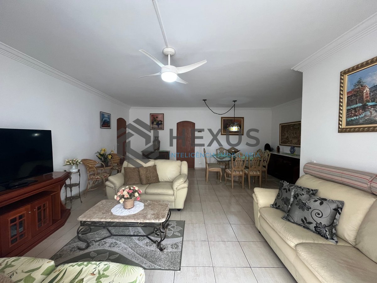 Foto 6 de Apartamento com varanda, vista mar e lazer a uma quadra da Praia das Pitangueiras, Guaruja