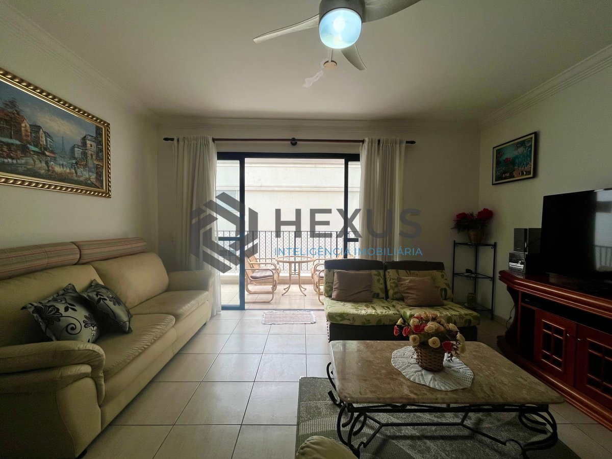 Foto 9 de Apartamento com varanda, vista mar e lazer a uma quadra da Praia das Pitangueiras, Guaruja