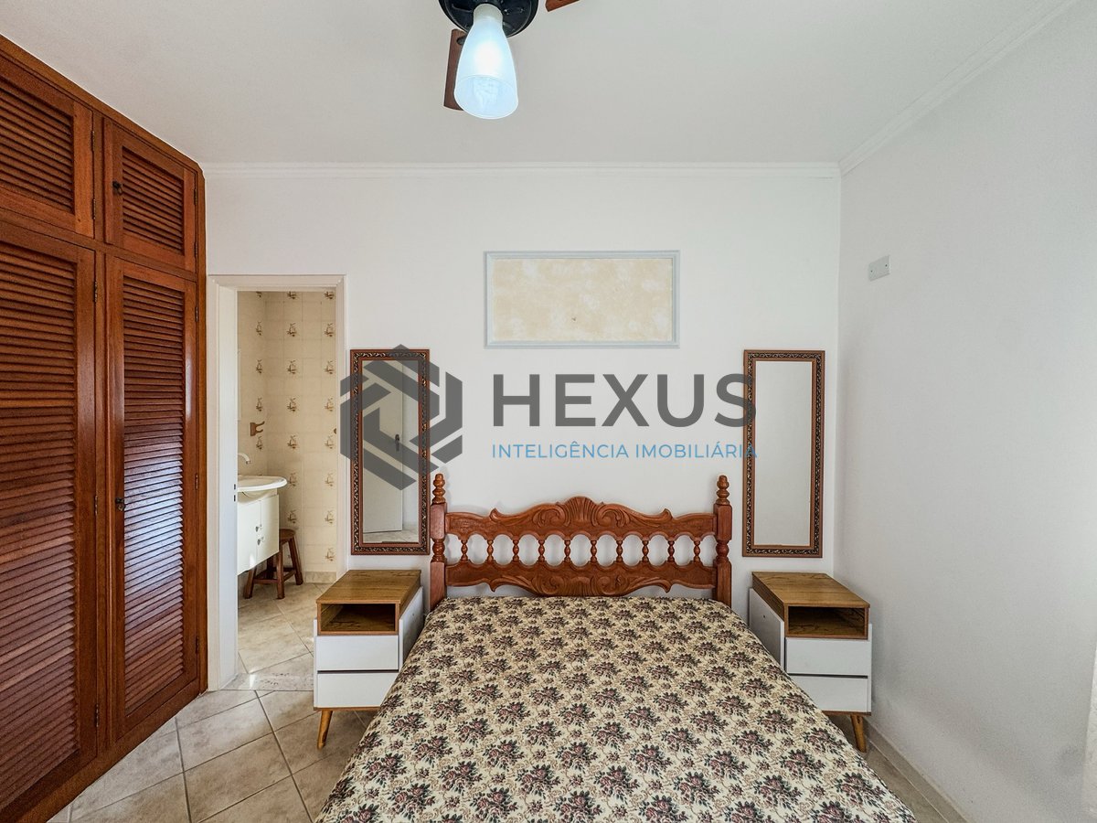 Foto 11 de Apartamento com varanda na Praia das Astúrias, Guarujá