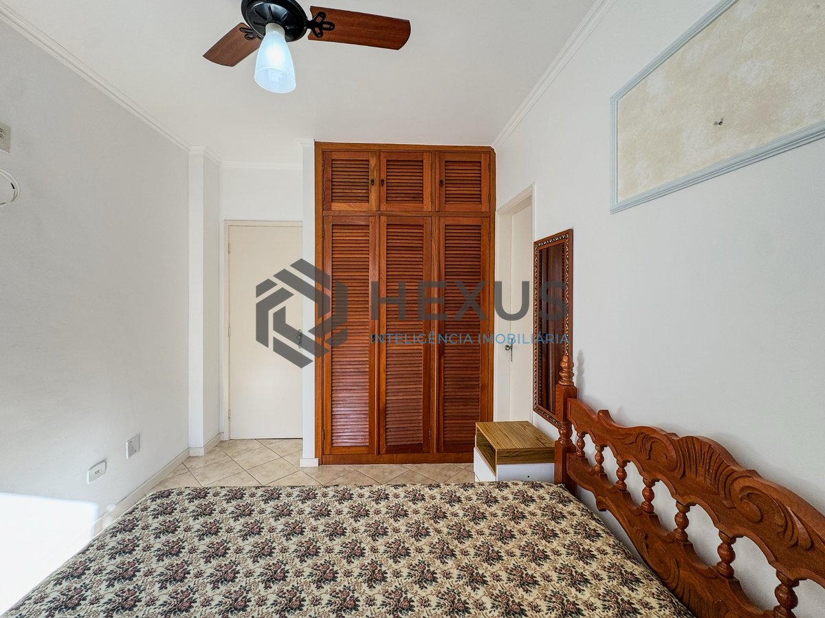 Foto 13 de Apartamento com varanda na Praia das Astúrias, Guarujá