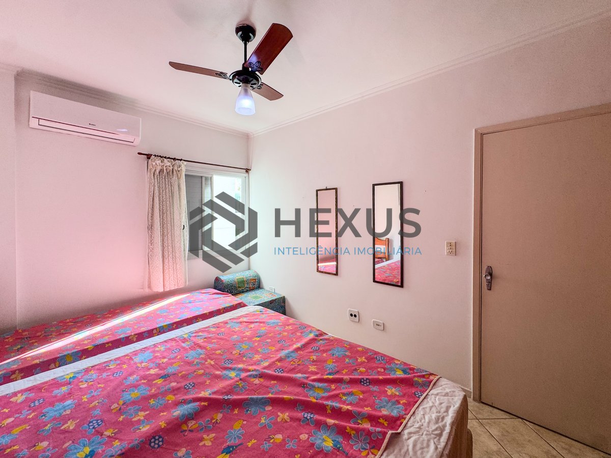 Foto 9 de Apartamento com varanda na Praia das Astúrias, Guarujá