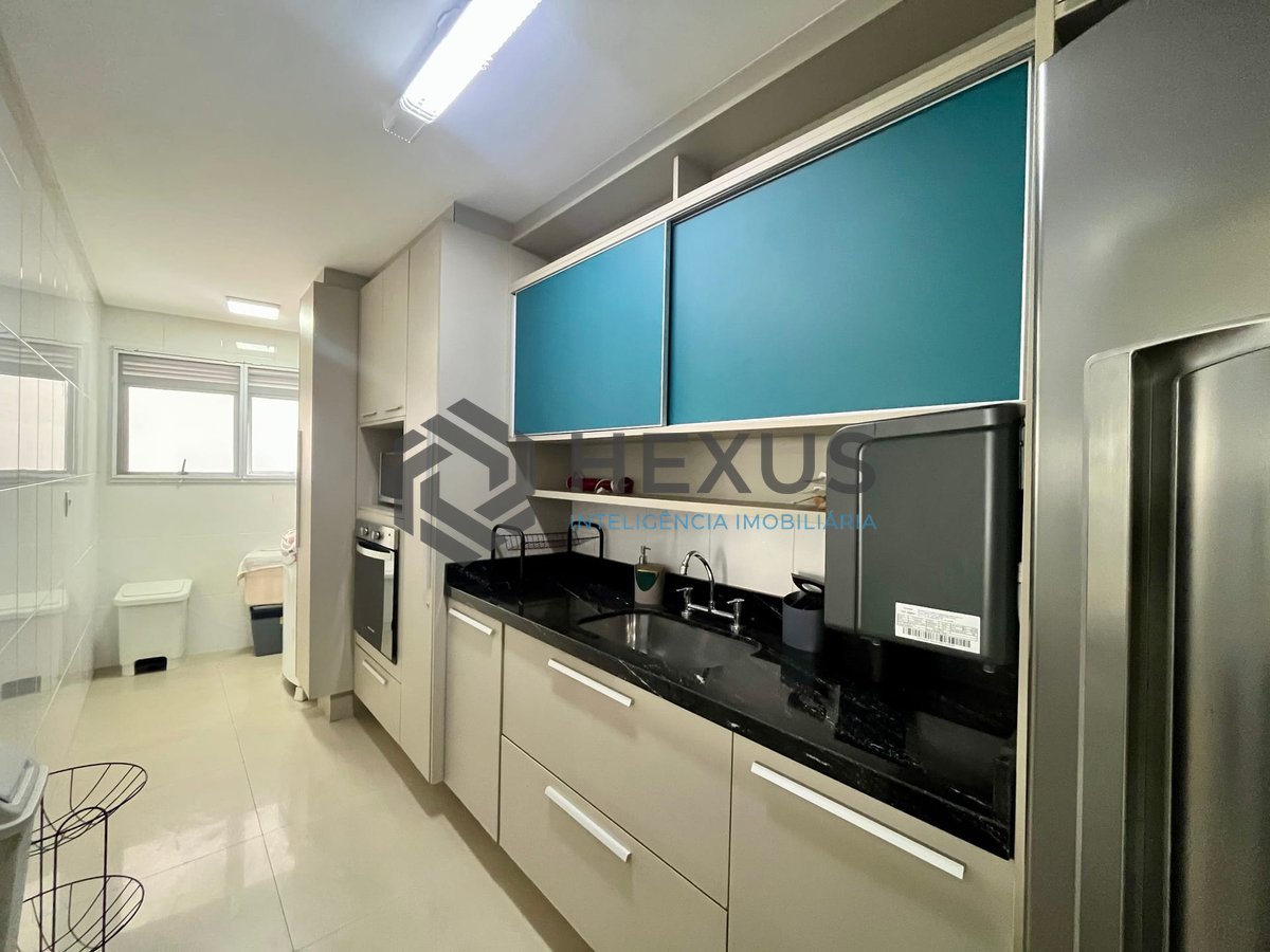 Foto 15 de Aparrtamento garden com varanda gourmet e lazer completo a uma quadra da Praia das Pitangueiras, Guaruja