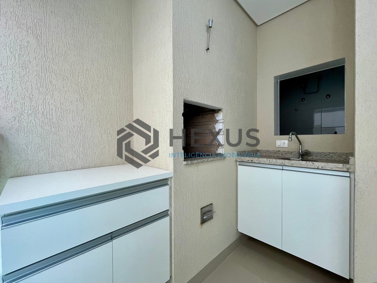 Foto 12 de Apartamento com varanda gourmet e lazer completo a uma quadra da Praia das Pitangueiras, Guaruja