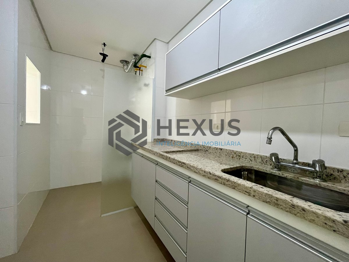 Foto 8 de Apartamento com varanda gourmet e lazer completo a uma quadra da Praia das Pitangueiras, Guaruja