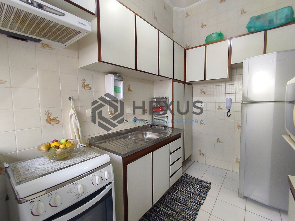 Foto 19 de Apartamento com varanda na Praia das Asturias, Guaruja