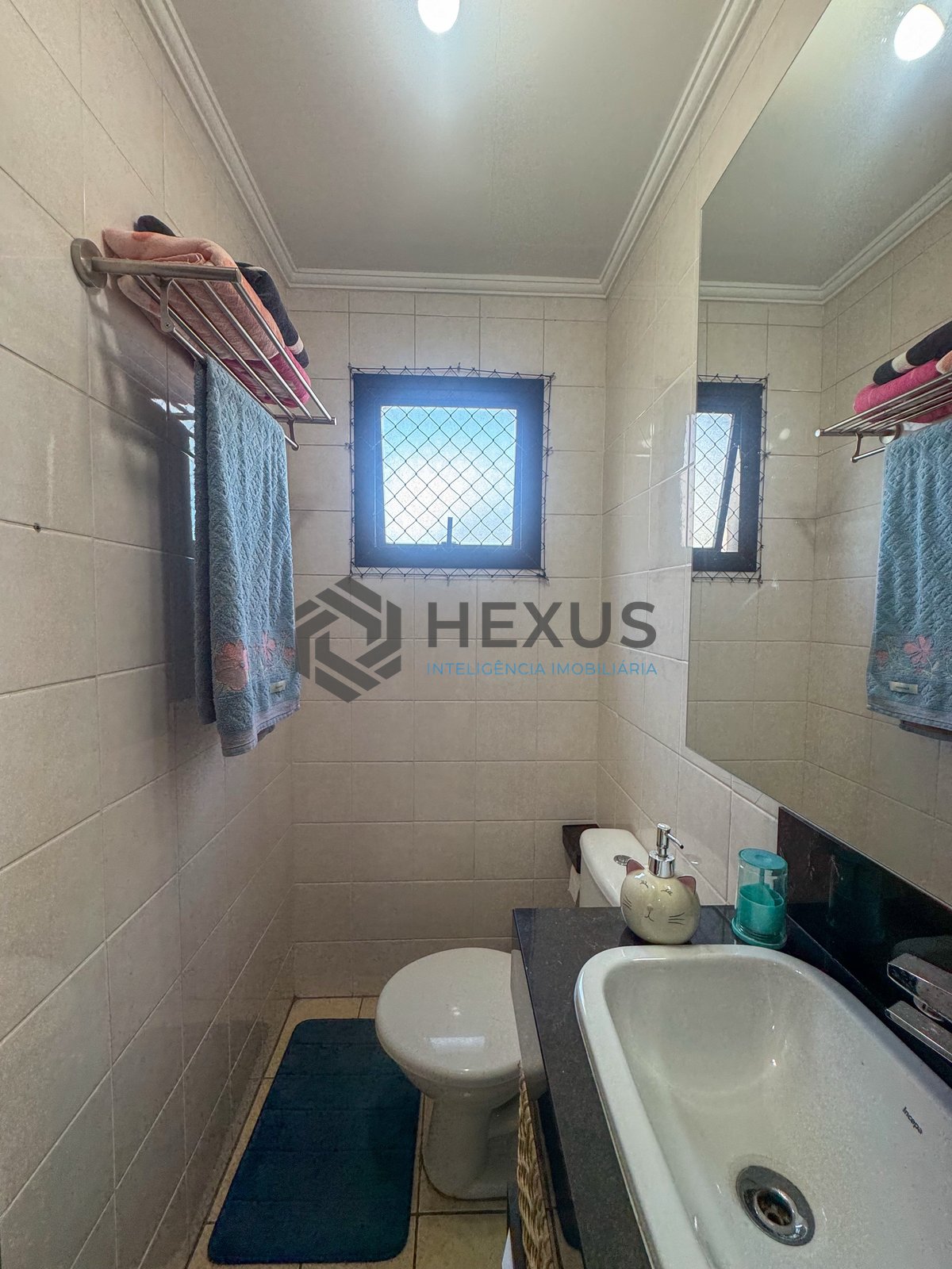 Foto 14 de Apartamento com Varanda e Lazer na Praia das Astúrias, Guarujá