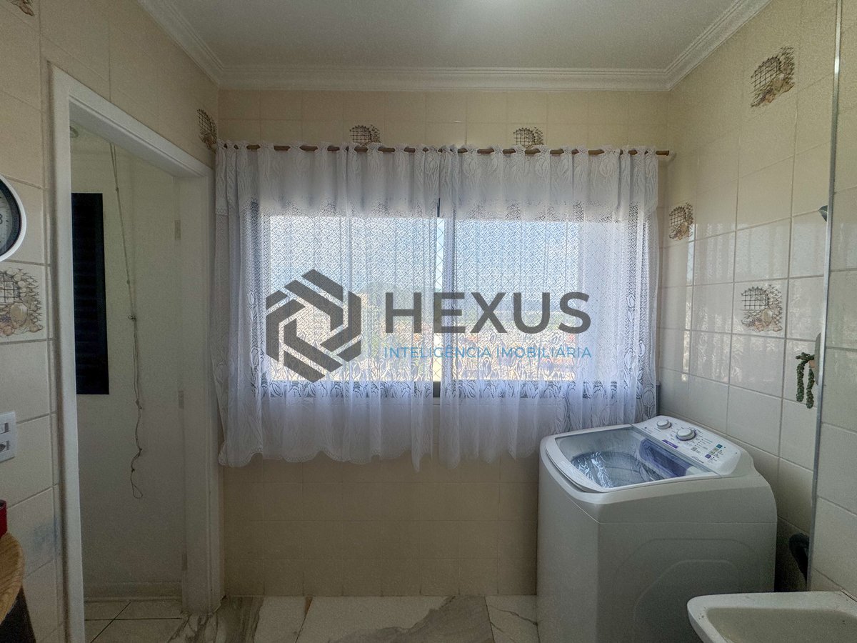 Foto 23 de Apartamento com Varanda e Lazer na Praia das Astúrias, Guarujá