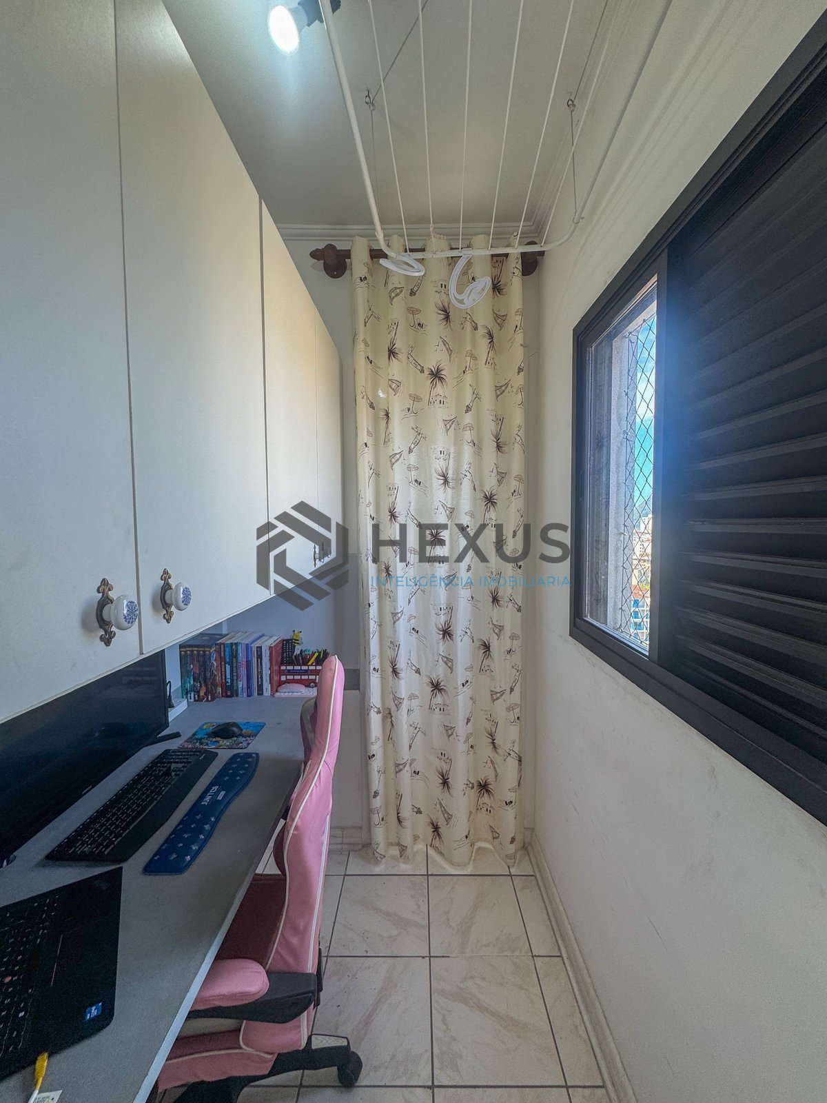 Foto 26 de Apartamento com Varanda e Lazer na Praia das Astúrias, Guarujá