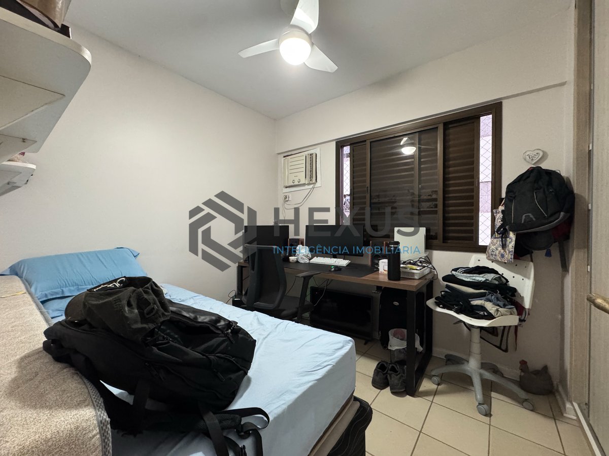 Foto 15 de Apartamento com varanda e vista mar a uma quadra da Praia das Asturias, Guaruja