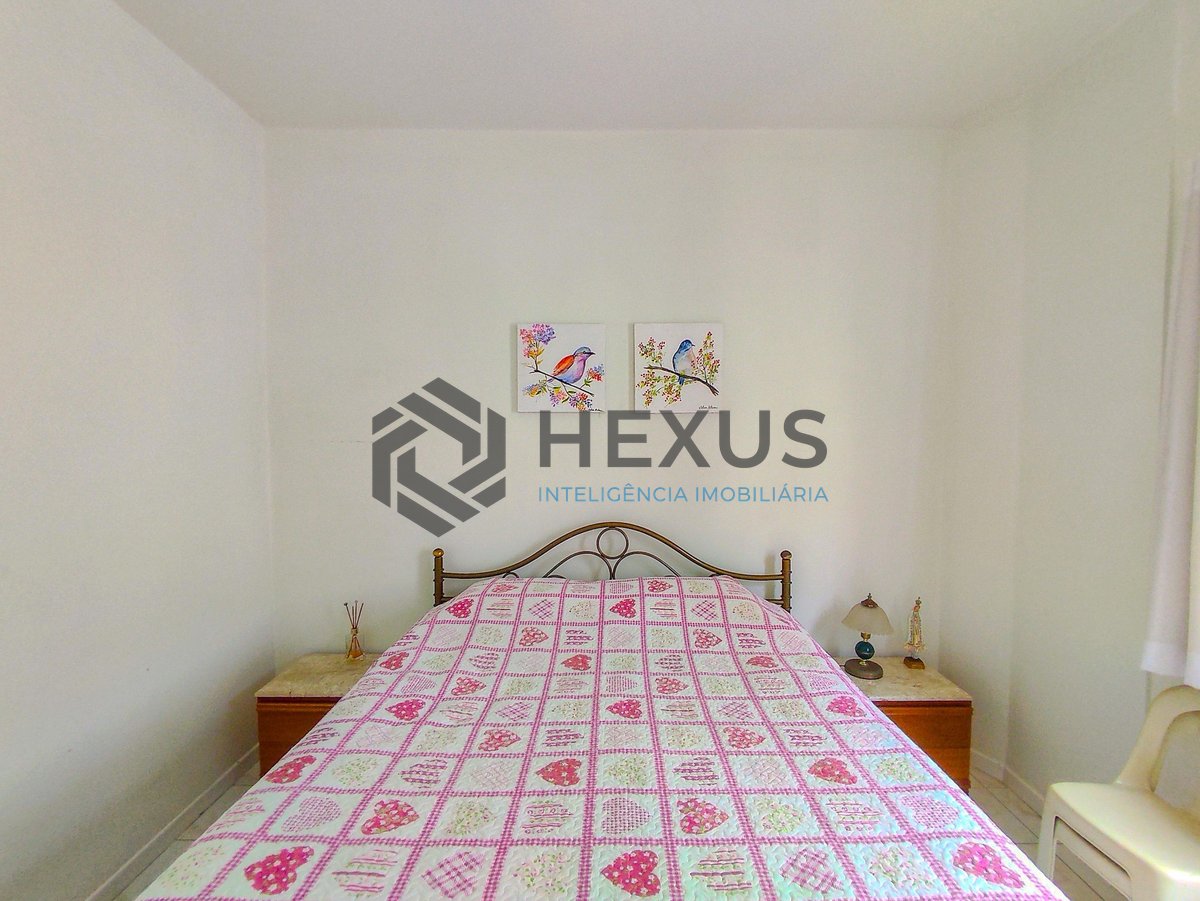 Foto 13 de Apartamento reformado com varanda a venda na praia das Asturias, Guaruja