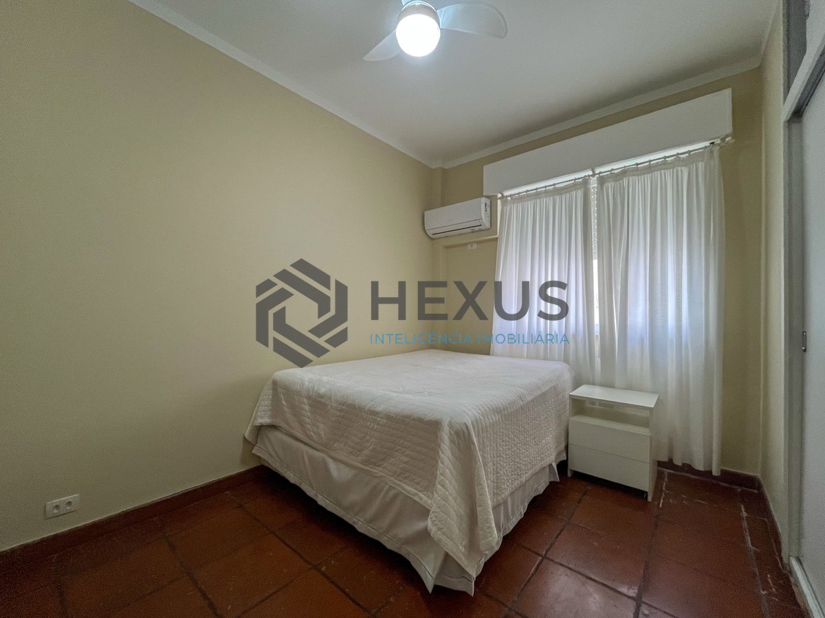 Foto 22 de Apartamento com varanda e vista mar na quadra mar da Praia das Pitangueiras, Guaruja