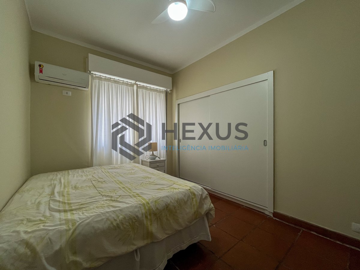 Foto 24 de Apartamento com varanda e vista mar na quadra mar da Praia das Pitangueiras, Guaruja