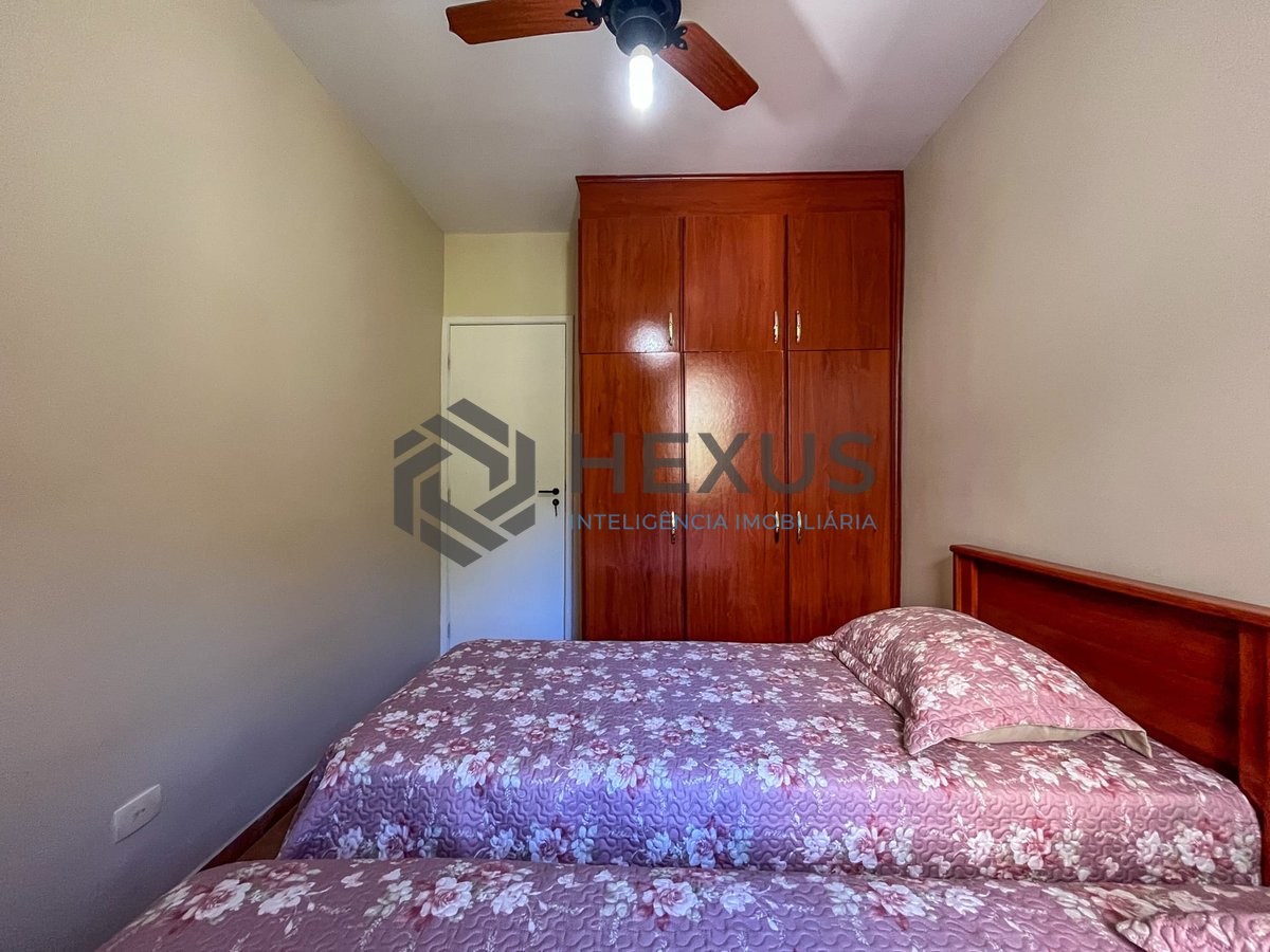 Foto 11 de Apartamento com varanda e lazer na beira mar da Praia das Pitangueiras, Guaruja