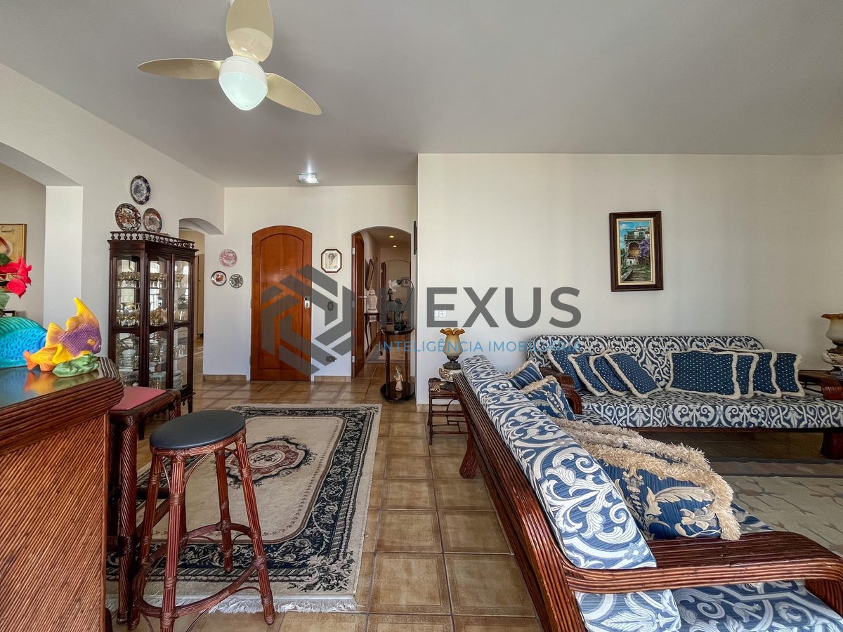 Foto 7 de Apartamento com varanda, lazer, vista mar, uma quadra da Praia das Pitangueiras, Guaruja