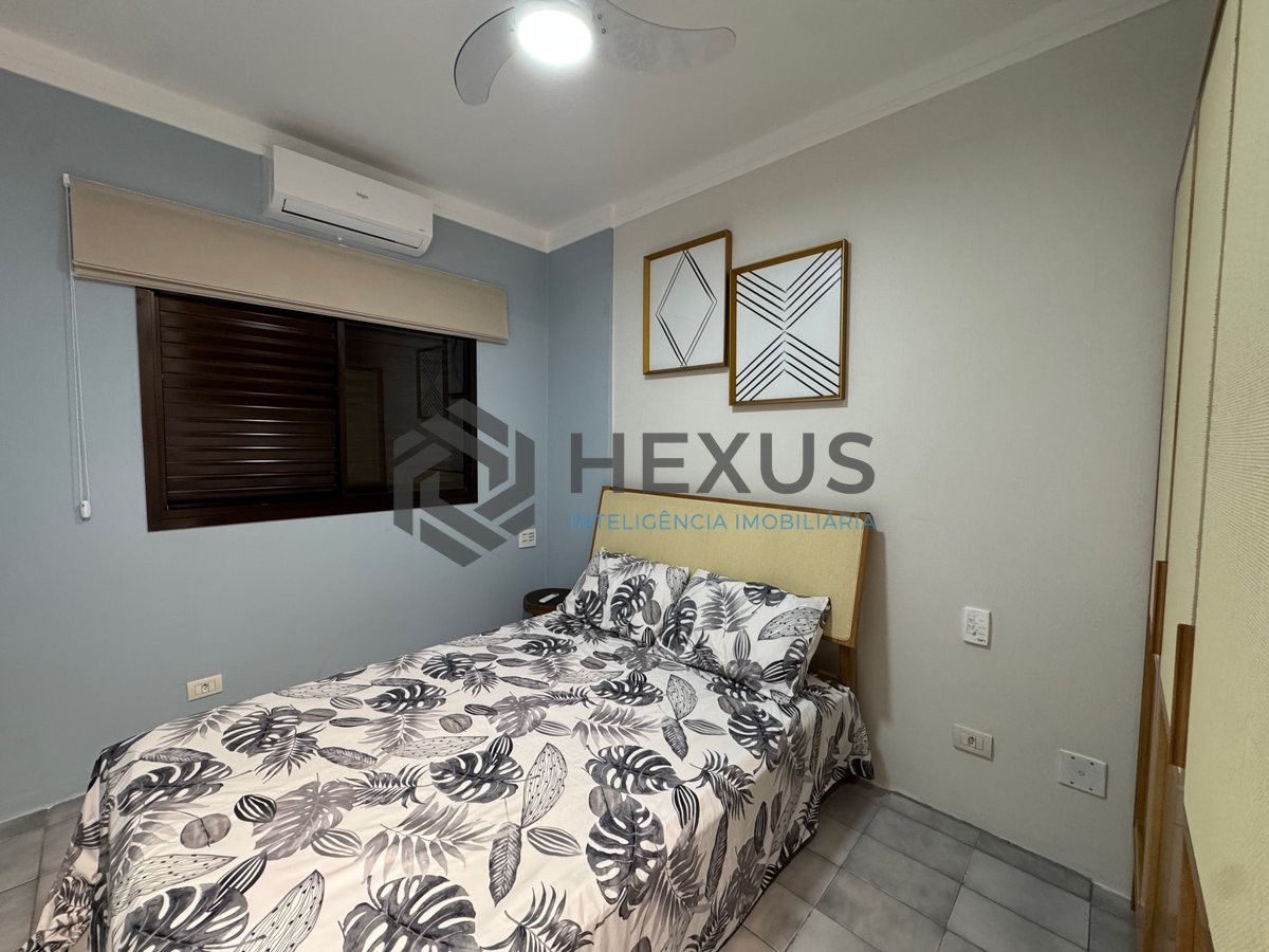 Foto 14 de Apartamento reformado e mobiliado com varanda a venda na praia das Asturias, Guaruja